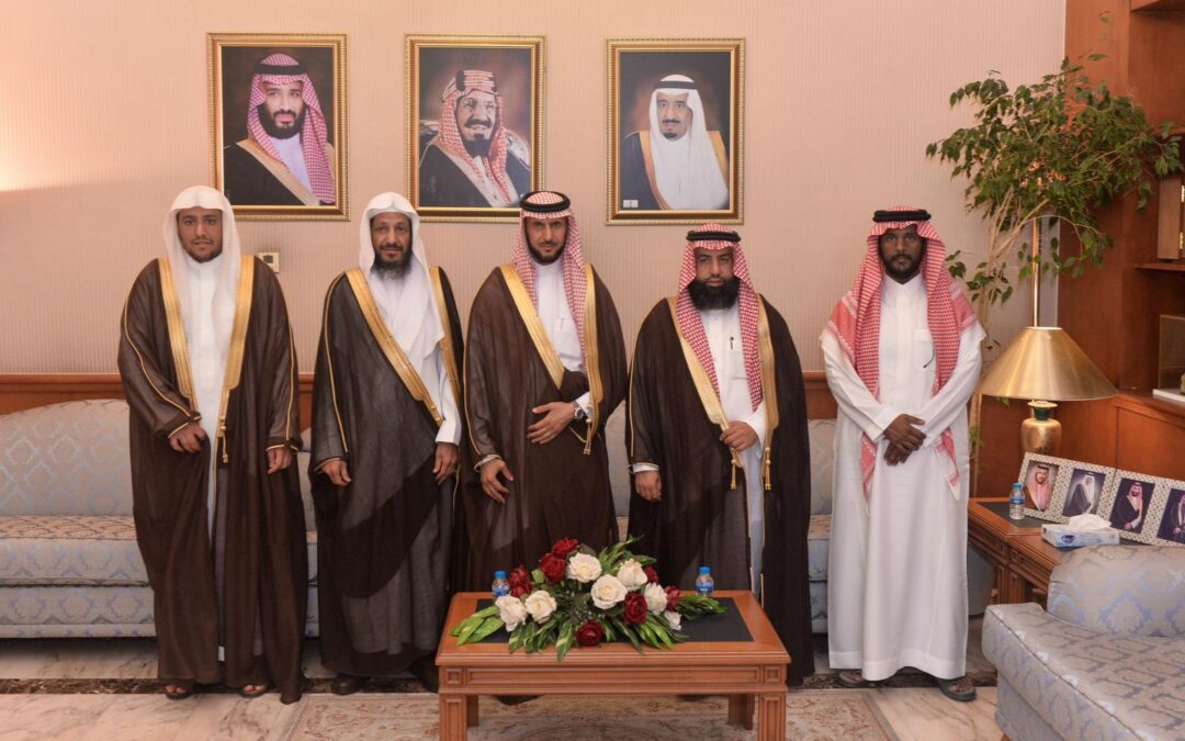 محافظ القطيف يطلع على برامج وإنجازات جمعية «الدعوة والإرشاد».. وخططها المستقبلية