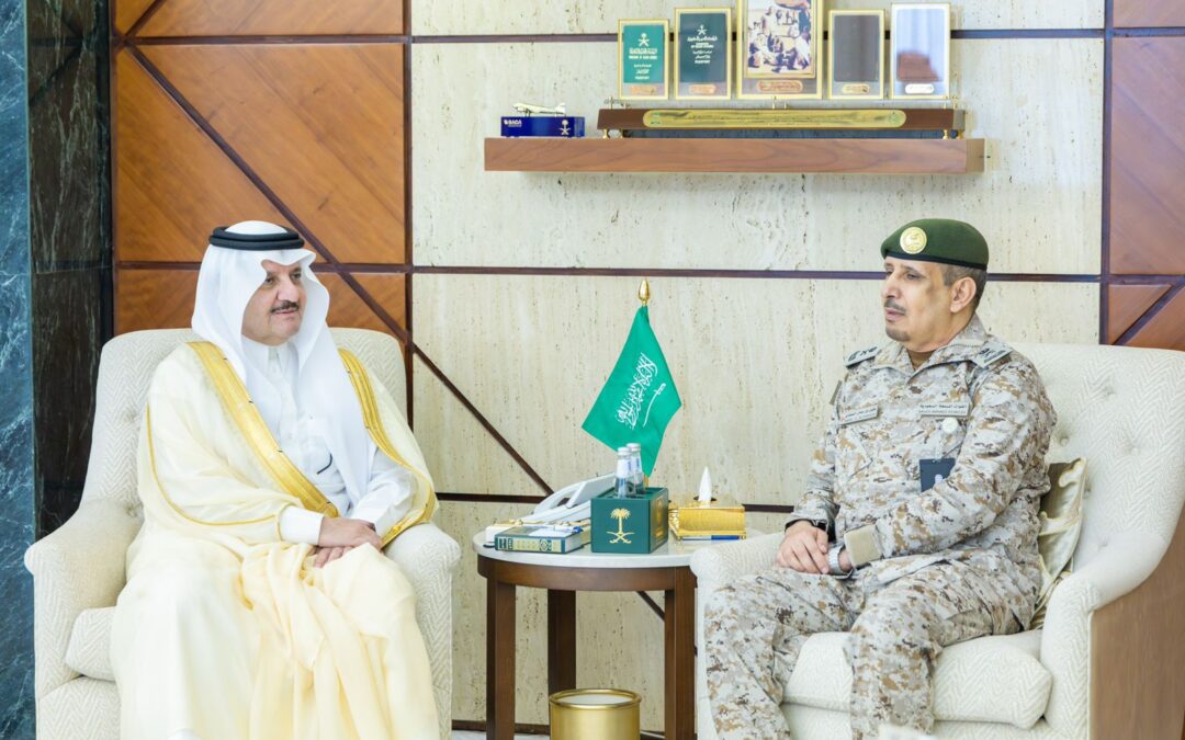 سمو أمير المنطقة الشرقية يستقبل مدير مستشفى القوات المسلحة بالظهران ويطّلع على منجزات المستشفى وبراءات الاختراع