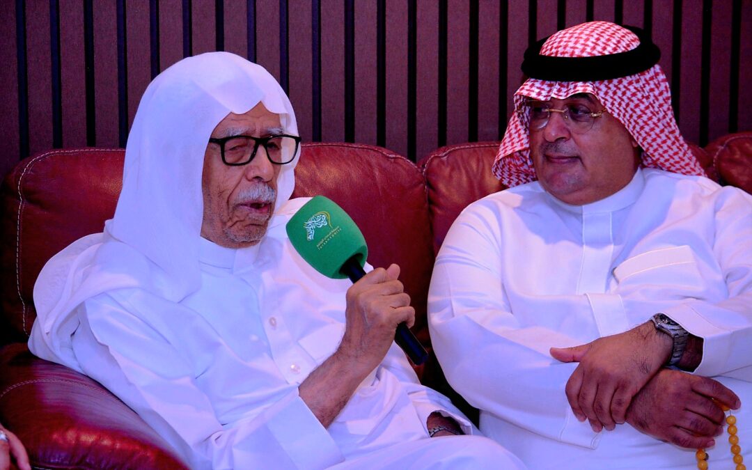 بالصور : ليلة وفاء تحتفي بالأدب والثقافة في تاروت تكريمًا للأديب عدنان العوامي