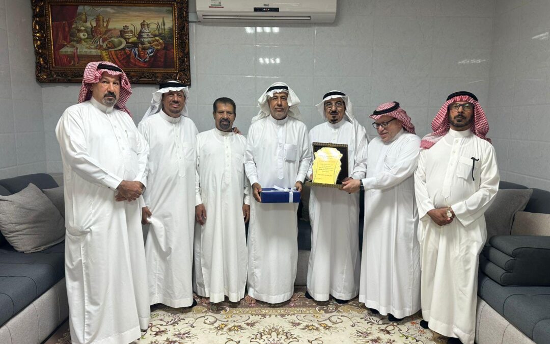 عرفاناً بعطائه ومواقفه النبيلة.. لجنة الخدمات بجمعية العوامية الخيرية تحتفي بالأستاذ مهدي السويداني