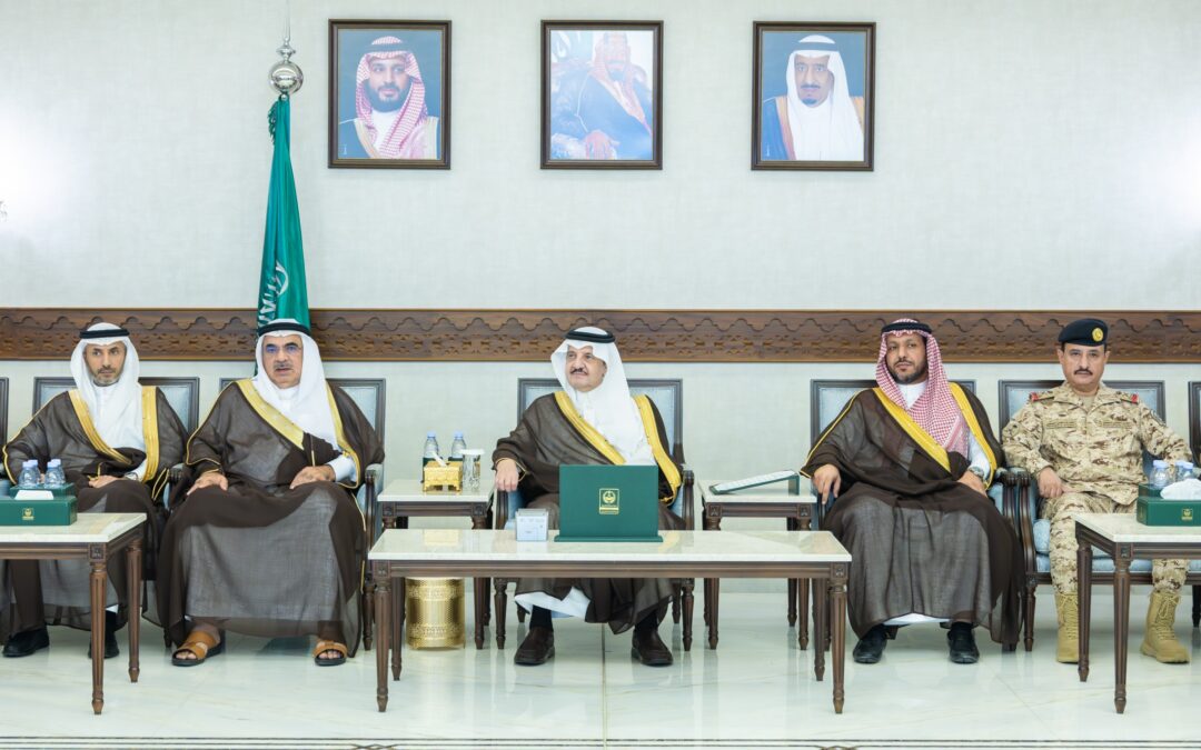 سمو أمير المنطقة الشرقية يرعى حفل تكريم المشاركين في مبادرة ” يدٌ تغرس وأرضٌ تزدهر “