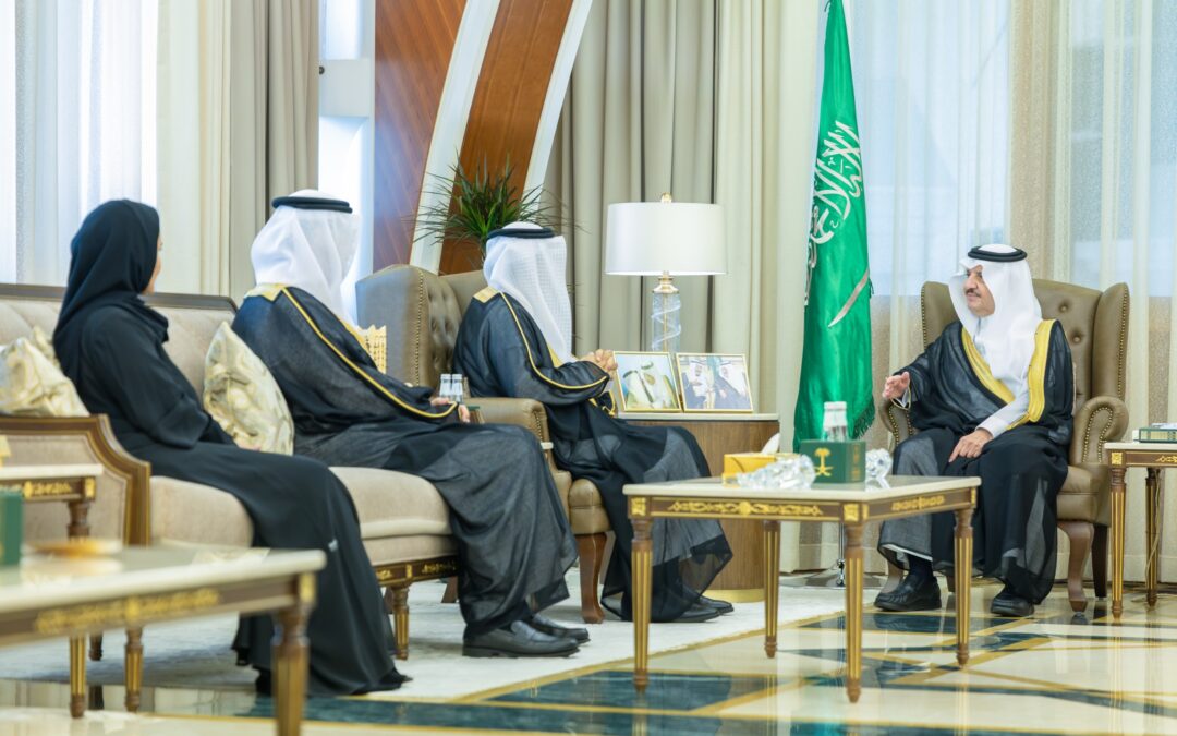 سمو أمير المنطقة الشرقية يستقبل رئيس الهيئة السعودية للمياه ويطّلع على جهودها في المنطقة
