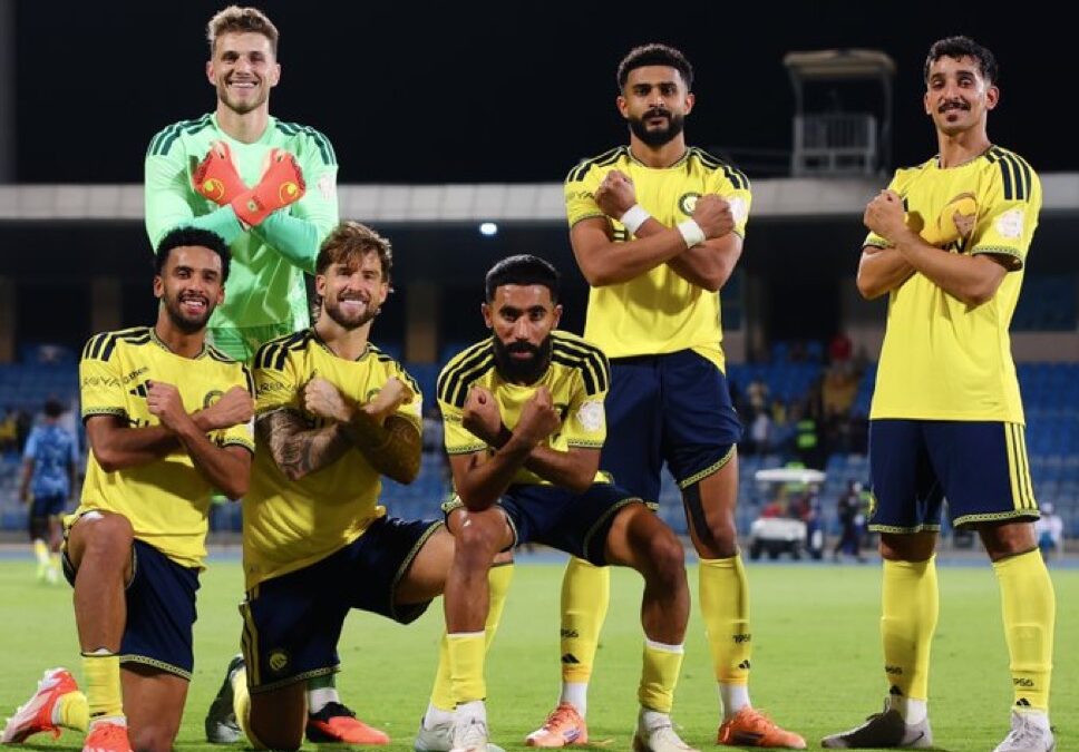 النصر يكتسح الرياض برباعية نظيفة