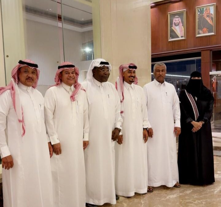 جمعية اللاعبين القدامى بالشرقية تناقش الاستعدادات للاحتفال باليوم الوطني 96 وتكريم رموز الفن والإعلام والرياضة