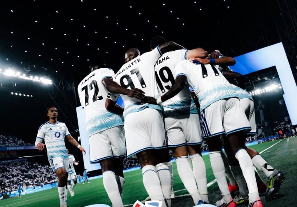 نيوم يفرض كلمته في «المملكة أرينا».. ثنائية تُسقط الهلال وتربك الصدارة