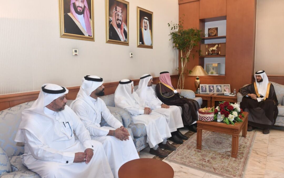 السيف يلتقي مدير مكتب وزارة المياه والبيئة والزراعة بالقطيف ويطلع على مؤشرات النسخة الرابعة من مبادرة «اللوز القطيفي»
