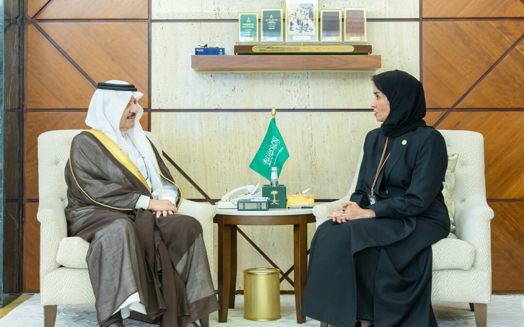 سمو أمير المنطقة الشرقية يستقبل مدير عام التعليم بالمنطقة